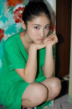 挠脚丫